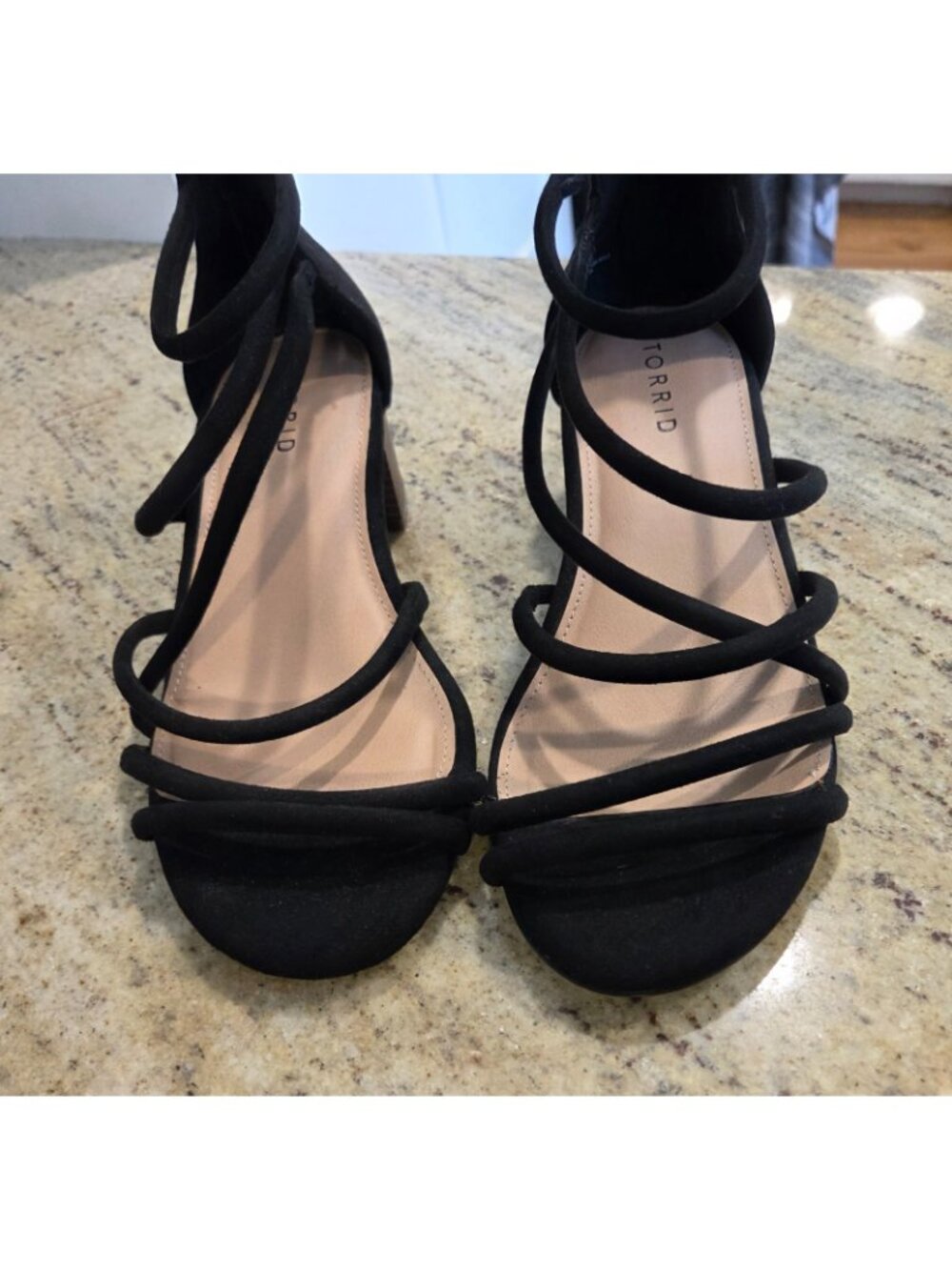 Torrid Strappy Sandals Womens US 7W Black Fabric Block Heel Open Toe Back Zip - Picture 3 of 14